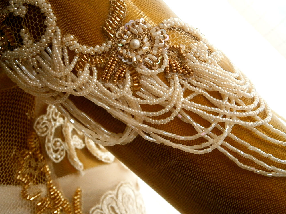 wedding dress brokat 