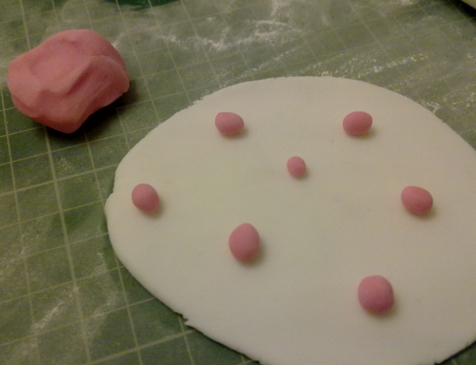 BakerLou How to make Sugar Carnations, stepbystep tutorial