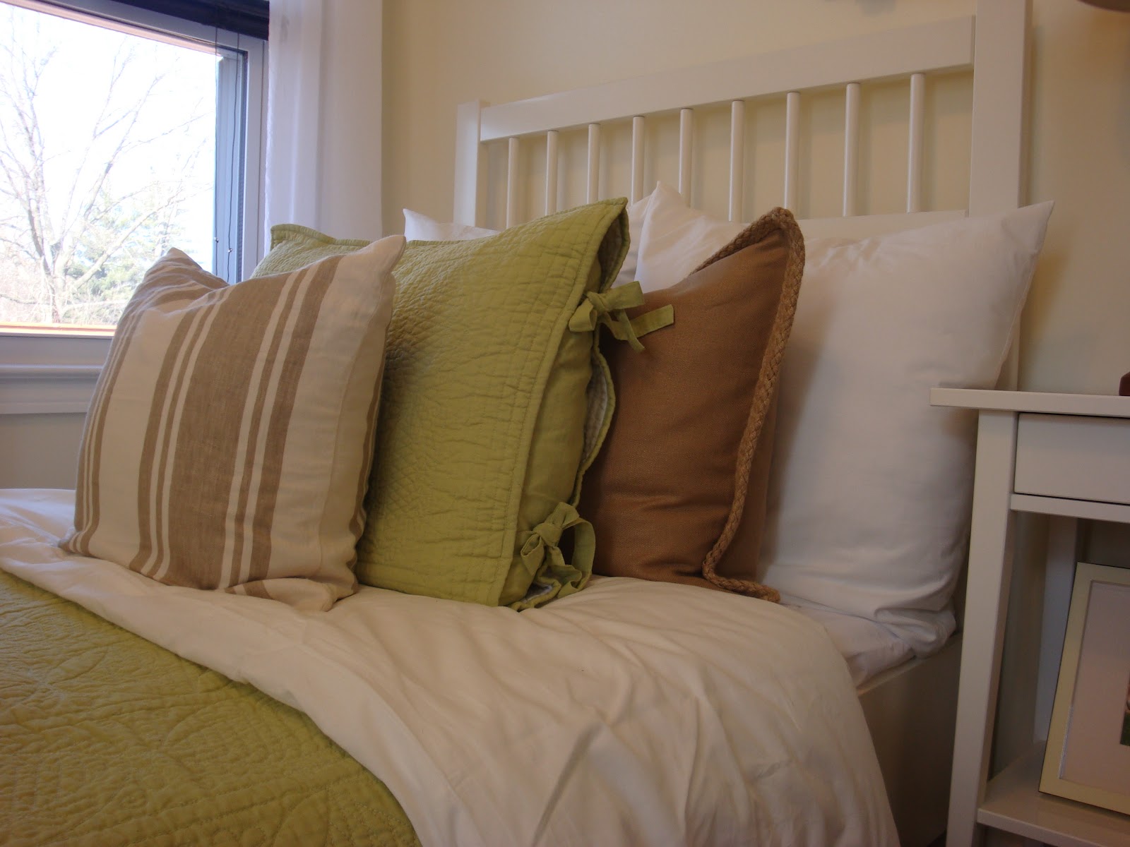 Ashley's Nest Decorating a Guest Room