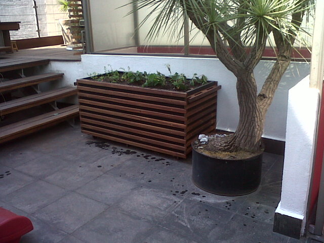 DISEÑO DEL PAISAJE: CONTENEDORES EXTERIOR