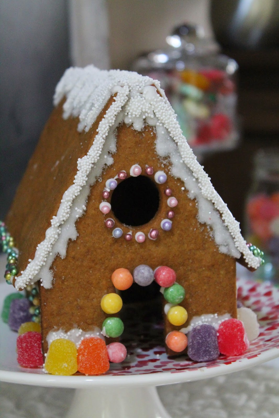 DIY gingerbread house