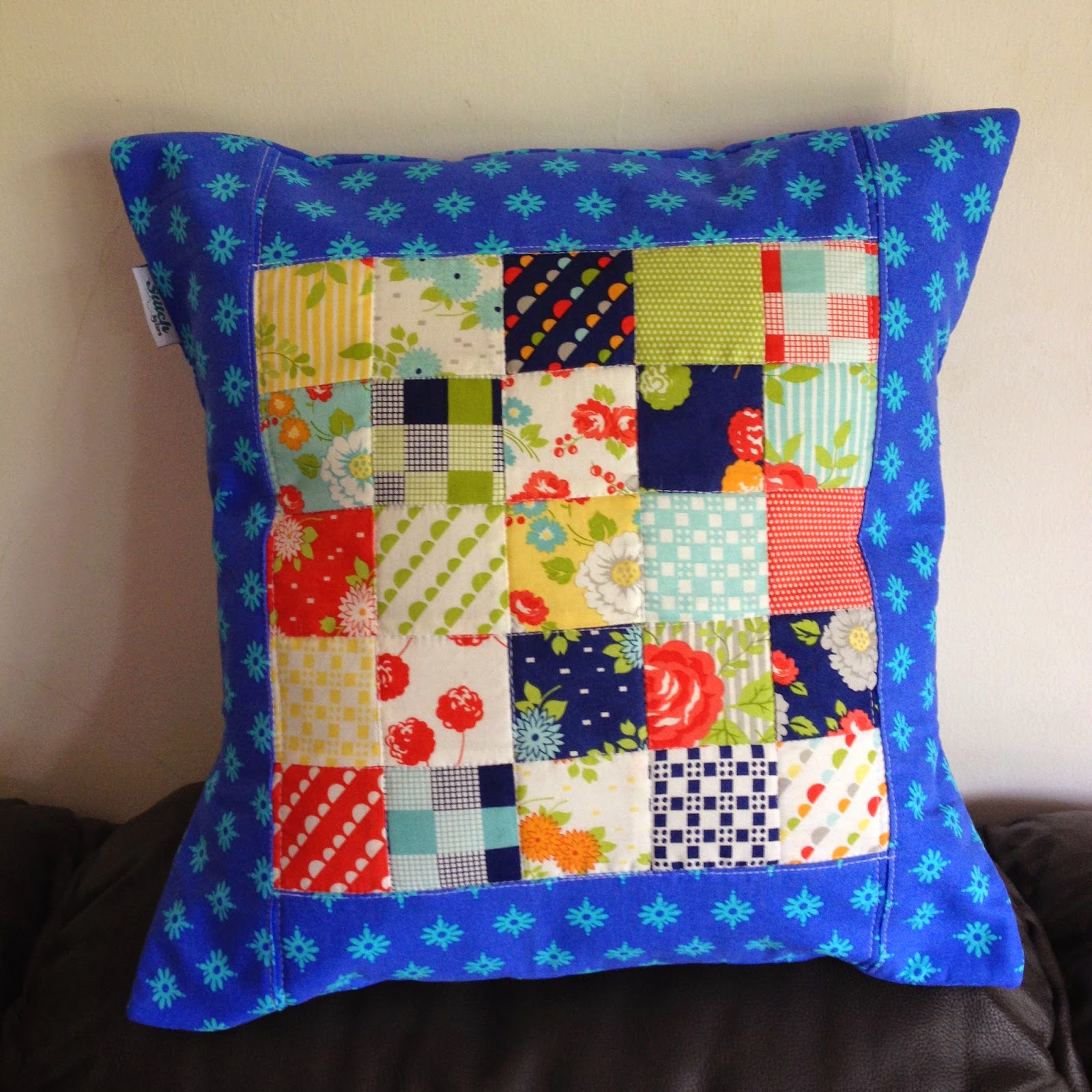 Sew Retro Chic! Patchwork Pillow
