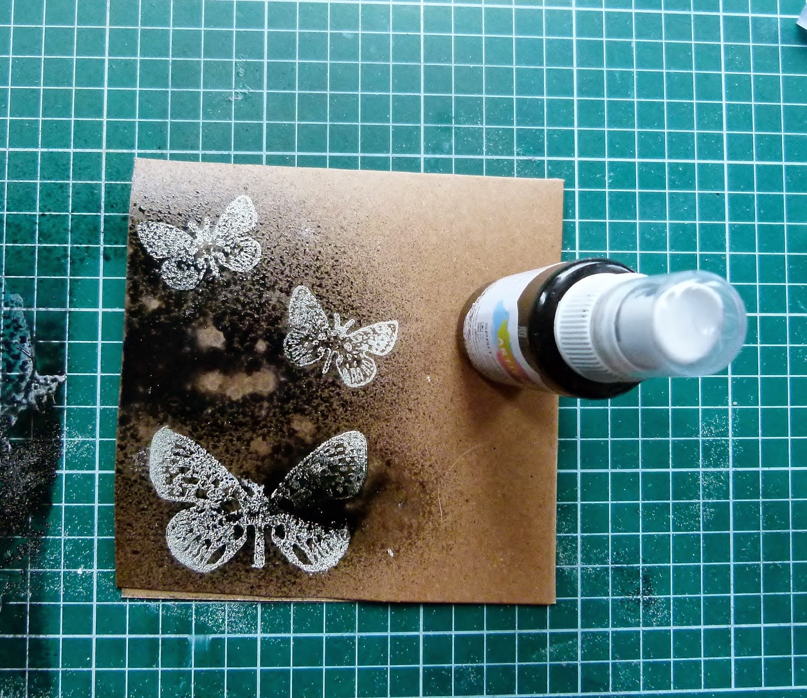 A Beginner's guide to heat embossing Life in a Snapshot