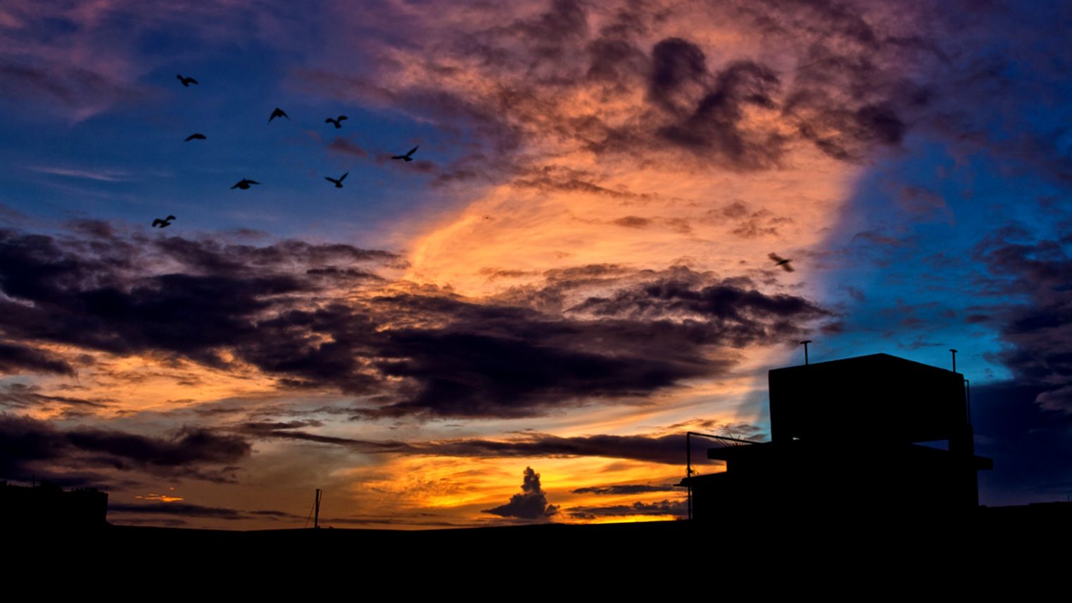 A beautiful night sky wallpaper A beautiful night sky wallpaper