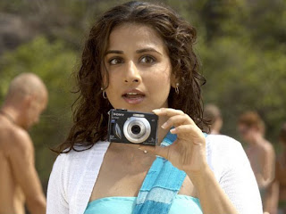 Hot Sexy Bollywood Actress Vidya Balan photo gallery and information