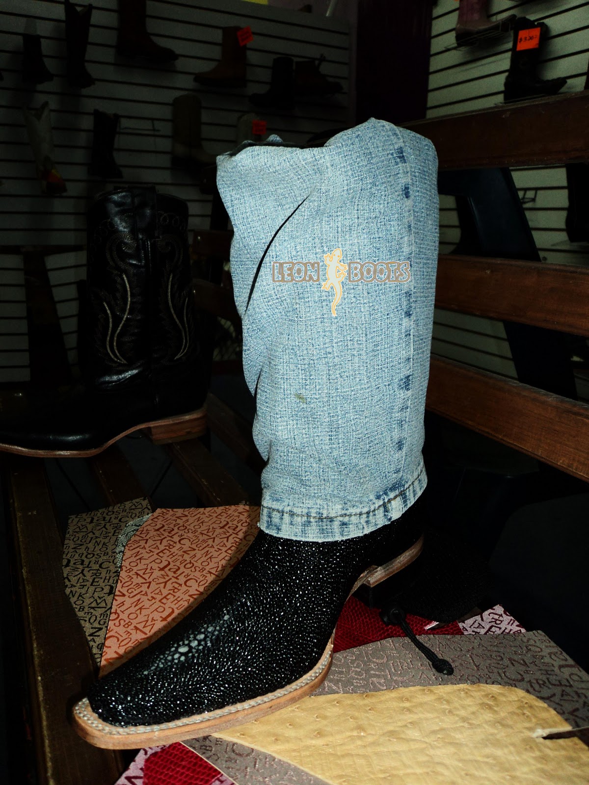 botas de piel de mantarraya macho