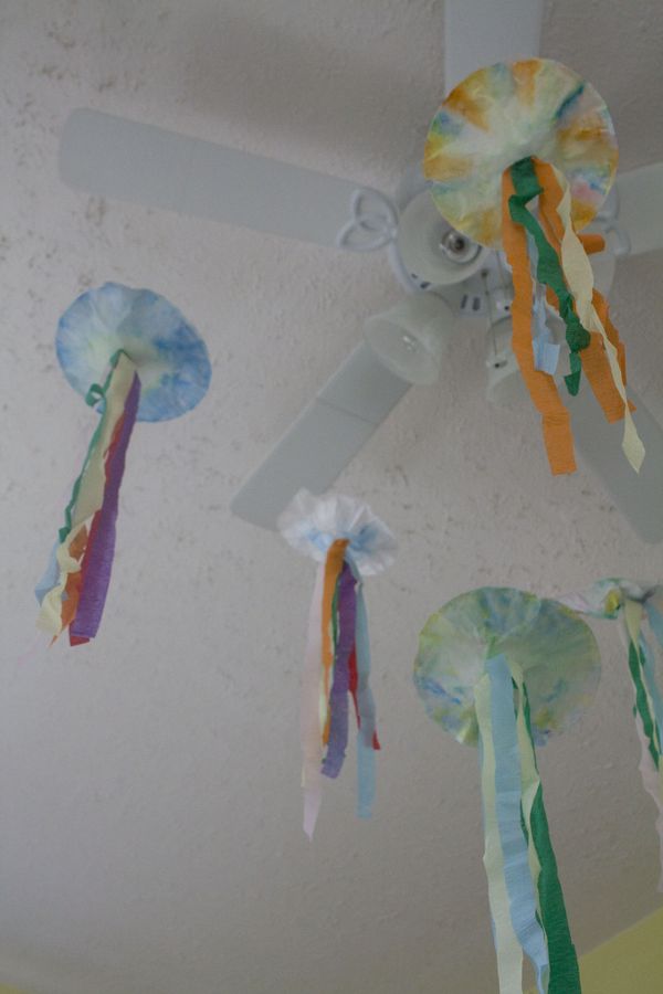 Make Your Own Simple Colorful Coffee Filter Jellyfish Craft Life with