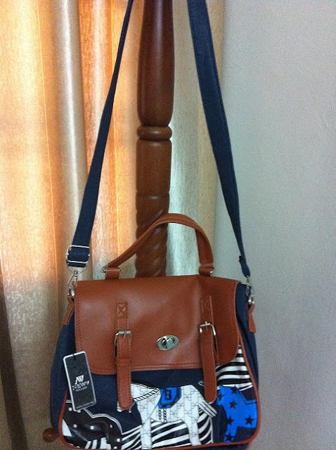 beanpole sling bag price