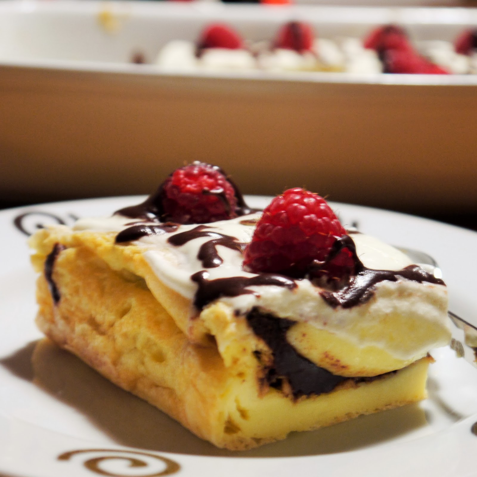 Cooking&Baking Diary Eclair Cream Puff Pastry with Raspberry Cake