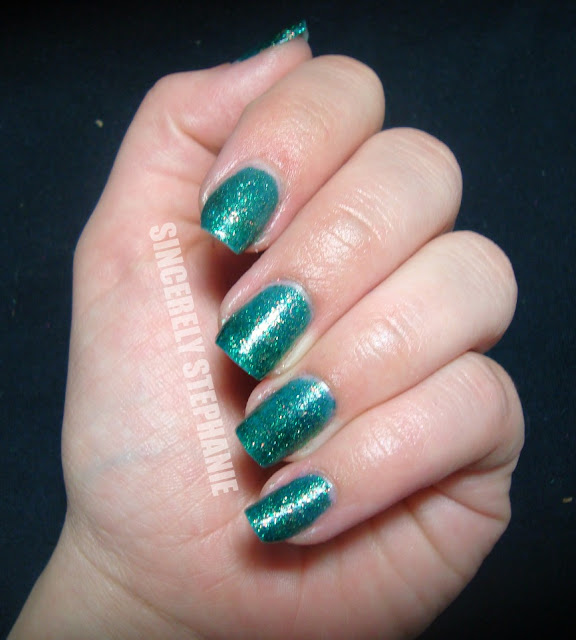 cult-nails-toxic-seaweed