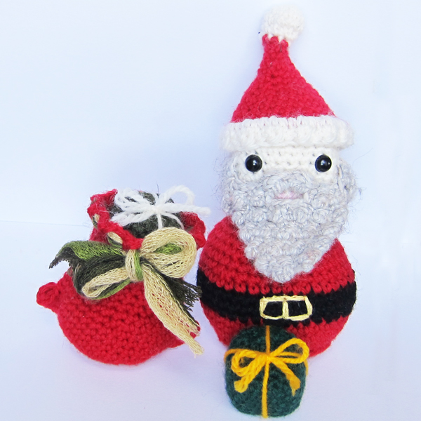Roaming Pixies: Free Crochet Amigurumi Pattern - Santas ...