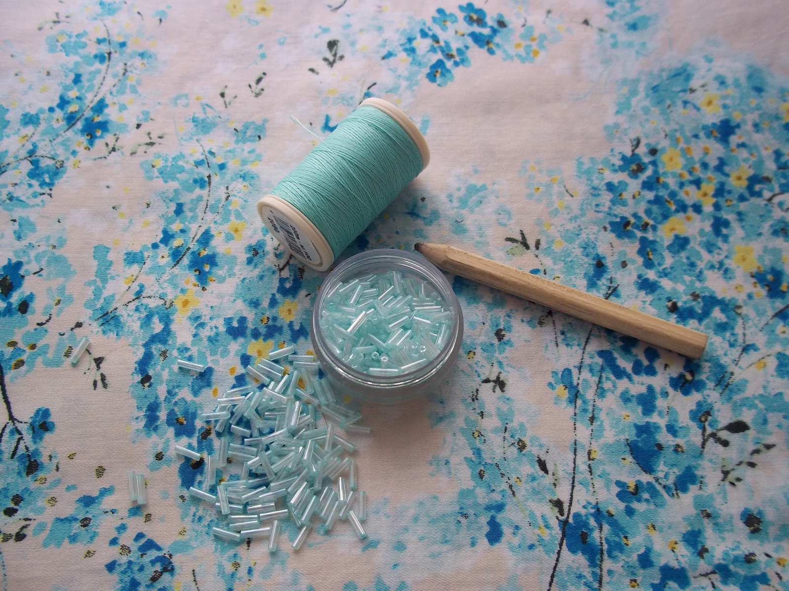 Sewing Machine Outline