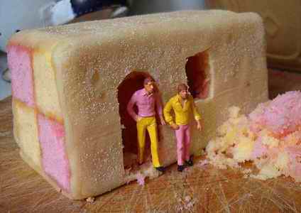 Giant Battenburg