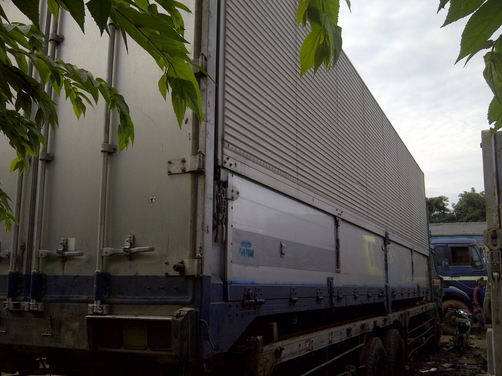 Truckbekas.id (JUALBELI Mobil Bekas,Truk,Genset dan ALAT Berat