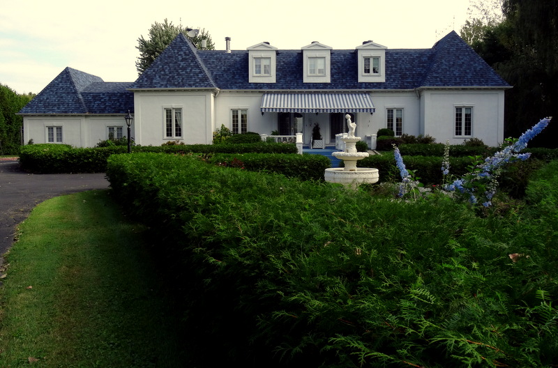 A Lovely Bed & Breakfast near Ottawa Domaine D’Amour Travel and