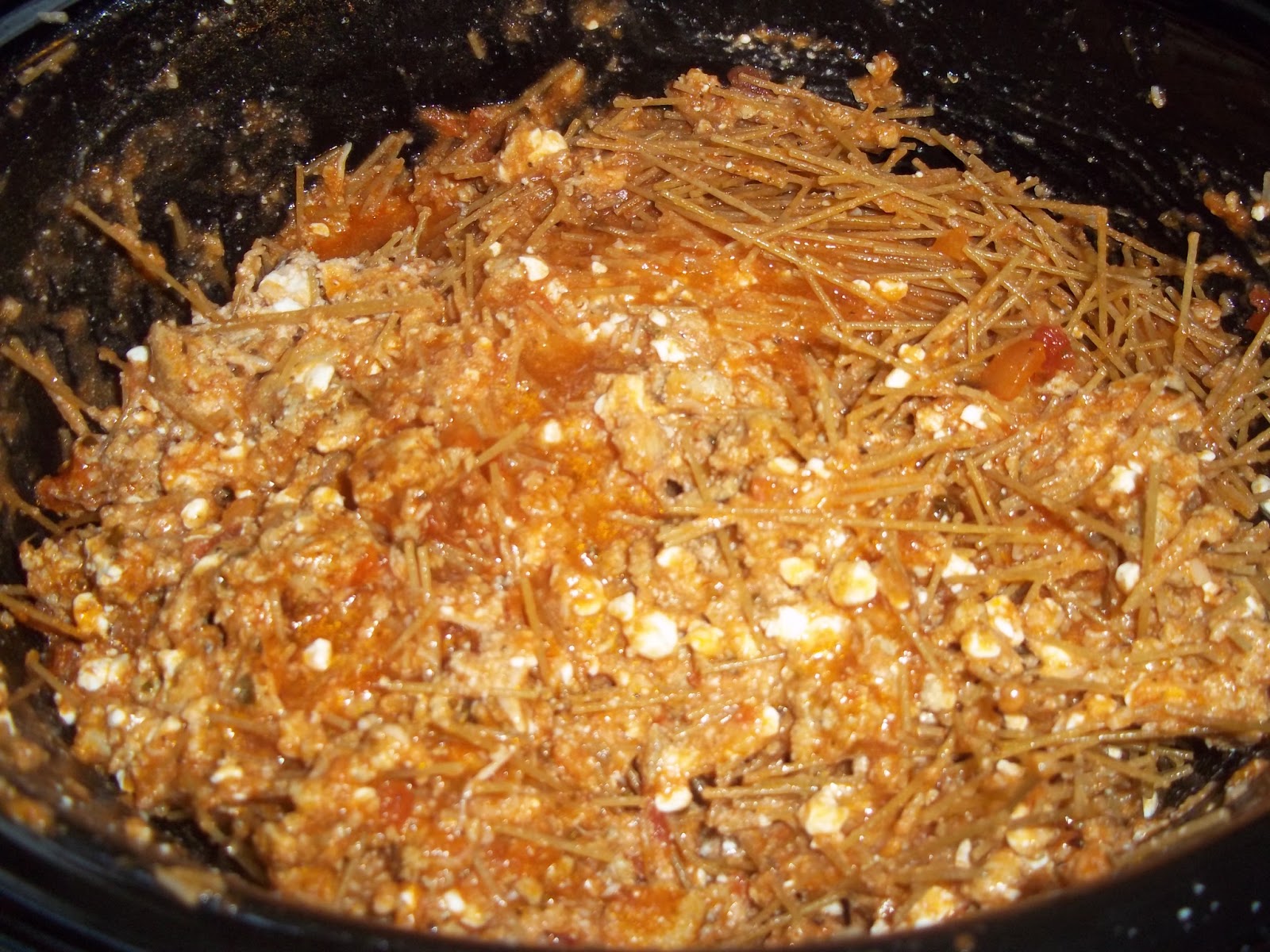 The Daily Smash Slow Cooker Cheesy Spaghetti with turkey sausage