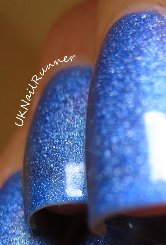 UKNailRunner Dark Metal Lacquer True