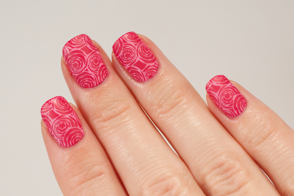 roses nail art image