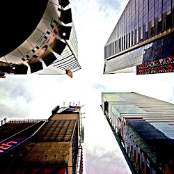 foto-foto gedung tua di perkotaan - gedung pencakar langit