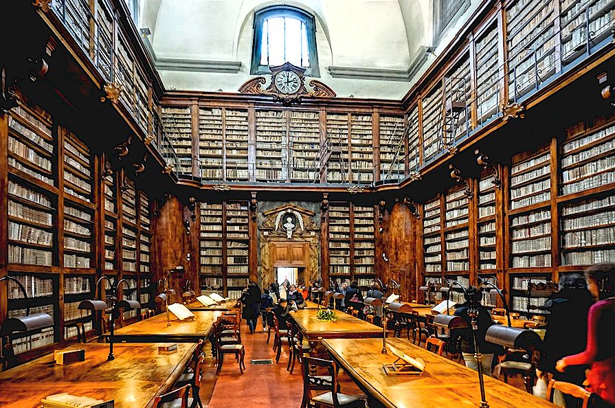 Historical libraries of Florence, Italy