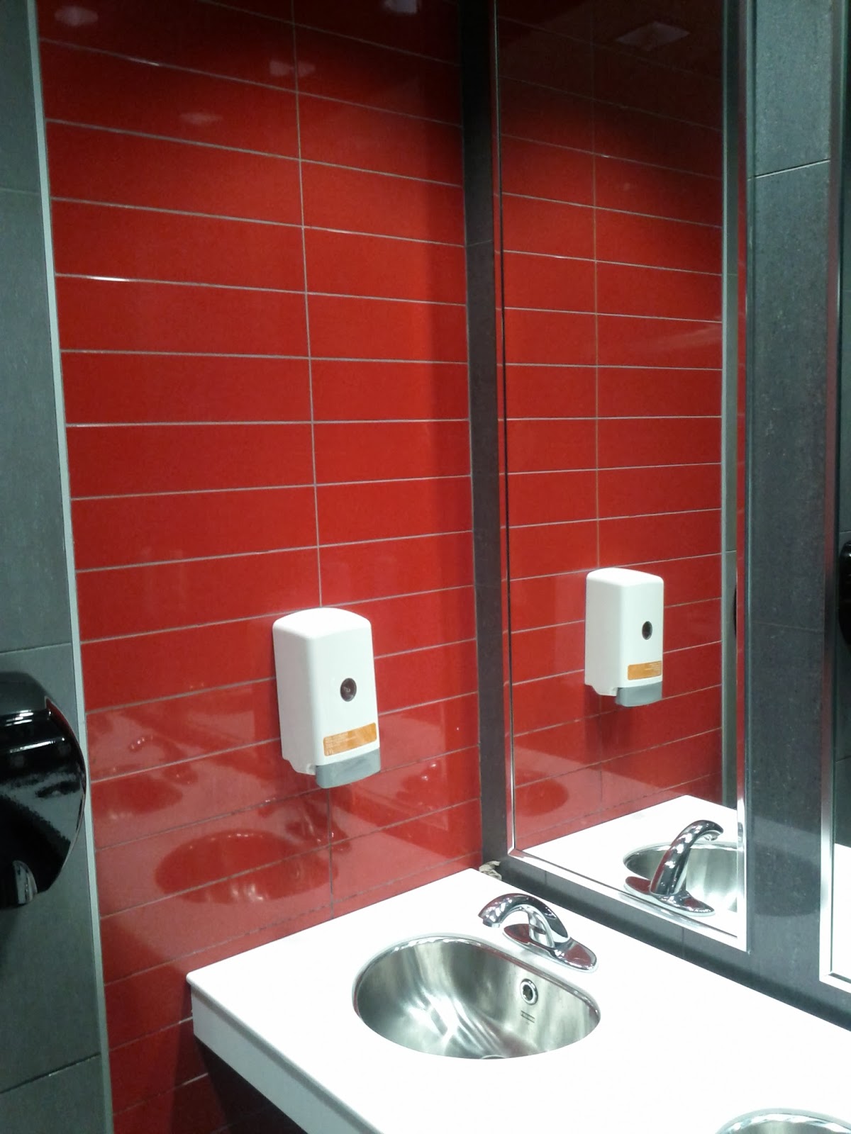 Toronto things Toronto Public Washrooms / Restrooms