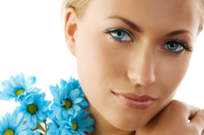 Las arrugas alrededor de los ojos en 32 años