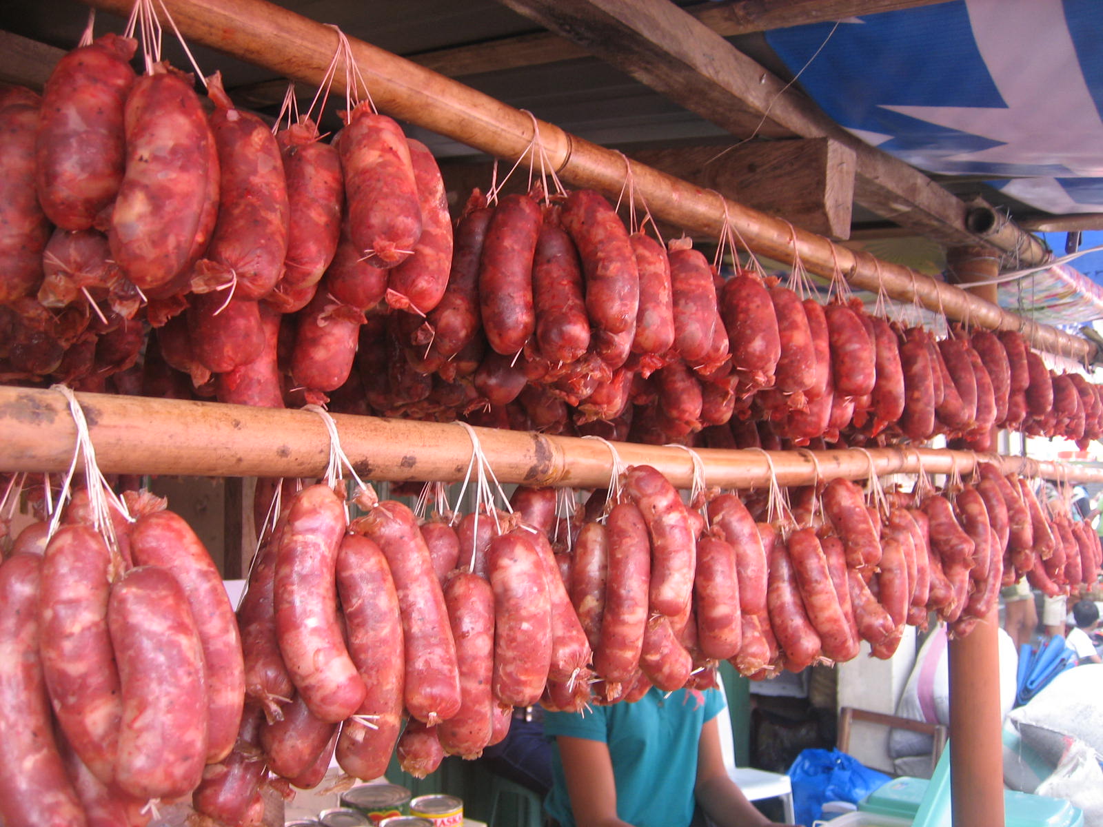 Mga Pagkaing FilipinoSausages? How to Differentiate Vigan and Lucban Longganisa
