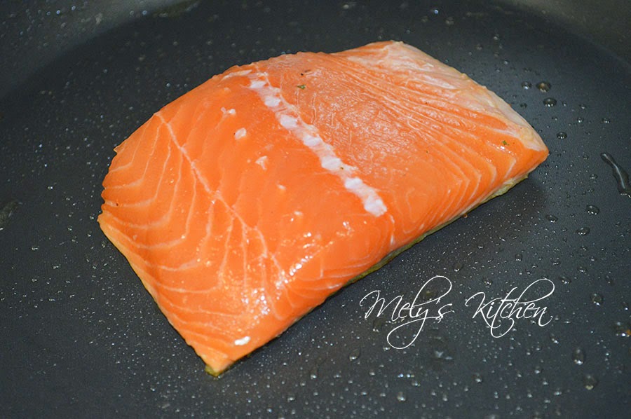 Mely's kitchen Pan Grilled Salmon