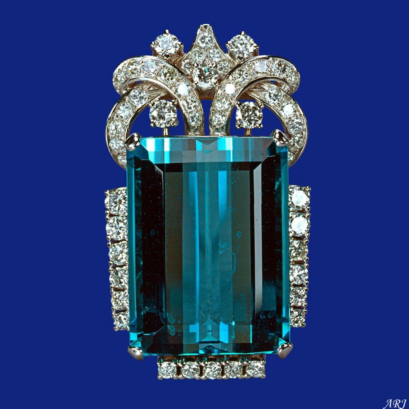Artemisia's Royal Jewels British Royal Jewels Queen's Brazilian