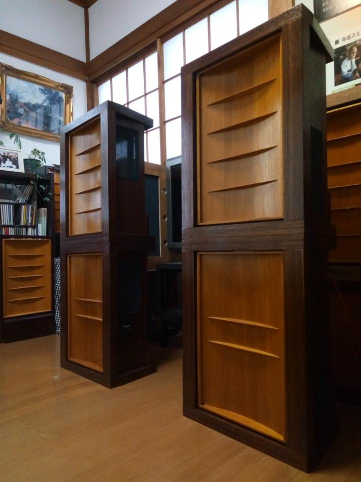 TERAGAKI LABO SP300 AND SP100 SPEAKERS – M & S | Ultimate High