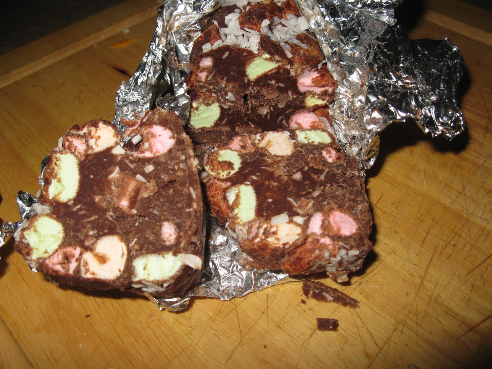 chocolate marshmallow log