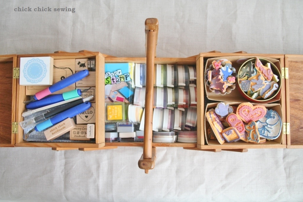 Chick Chick Sewing Storing Eraser Stamps In My Grandpa S Toolbox 祖父が作った道具箱に 消しゴムはんこを収納しました