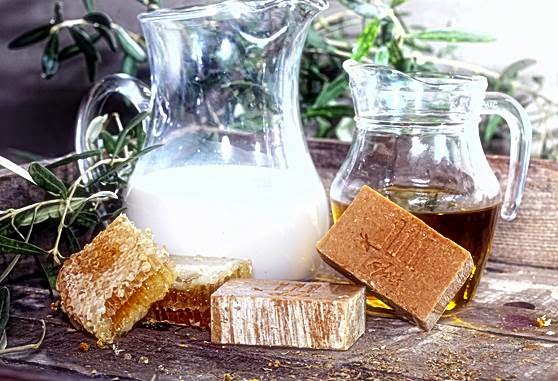 Caring For Oily Acne With Goat Milk Caring For Oily Acne With Goat Milk