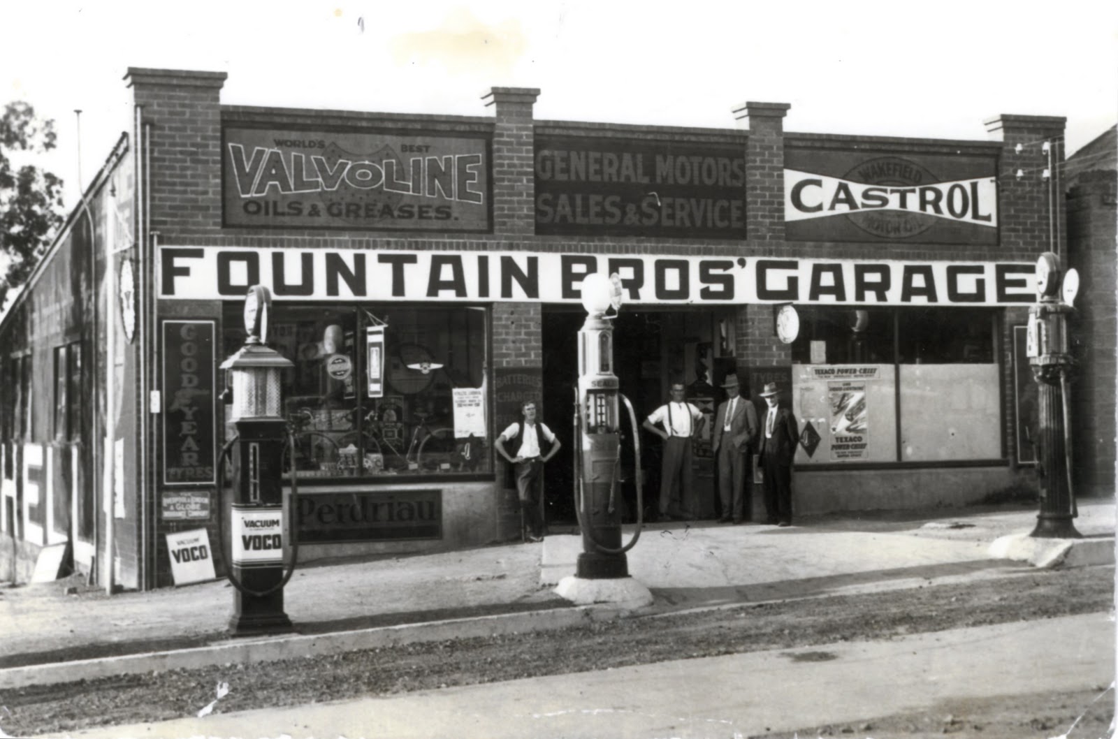 Old Images of Rylstone District Fountain Bros Garage, Kandos 1