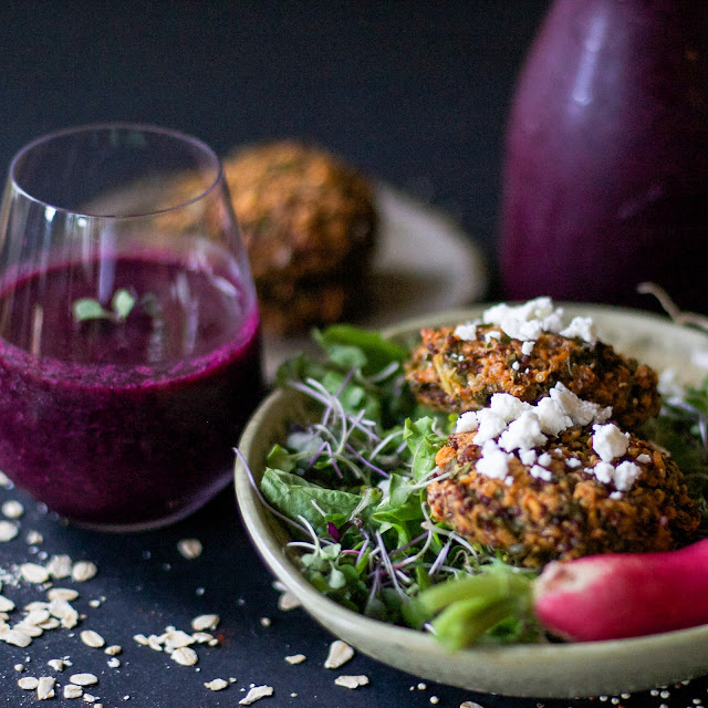 Quinoa and kale patties and a beet berry smoothie.