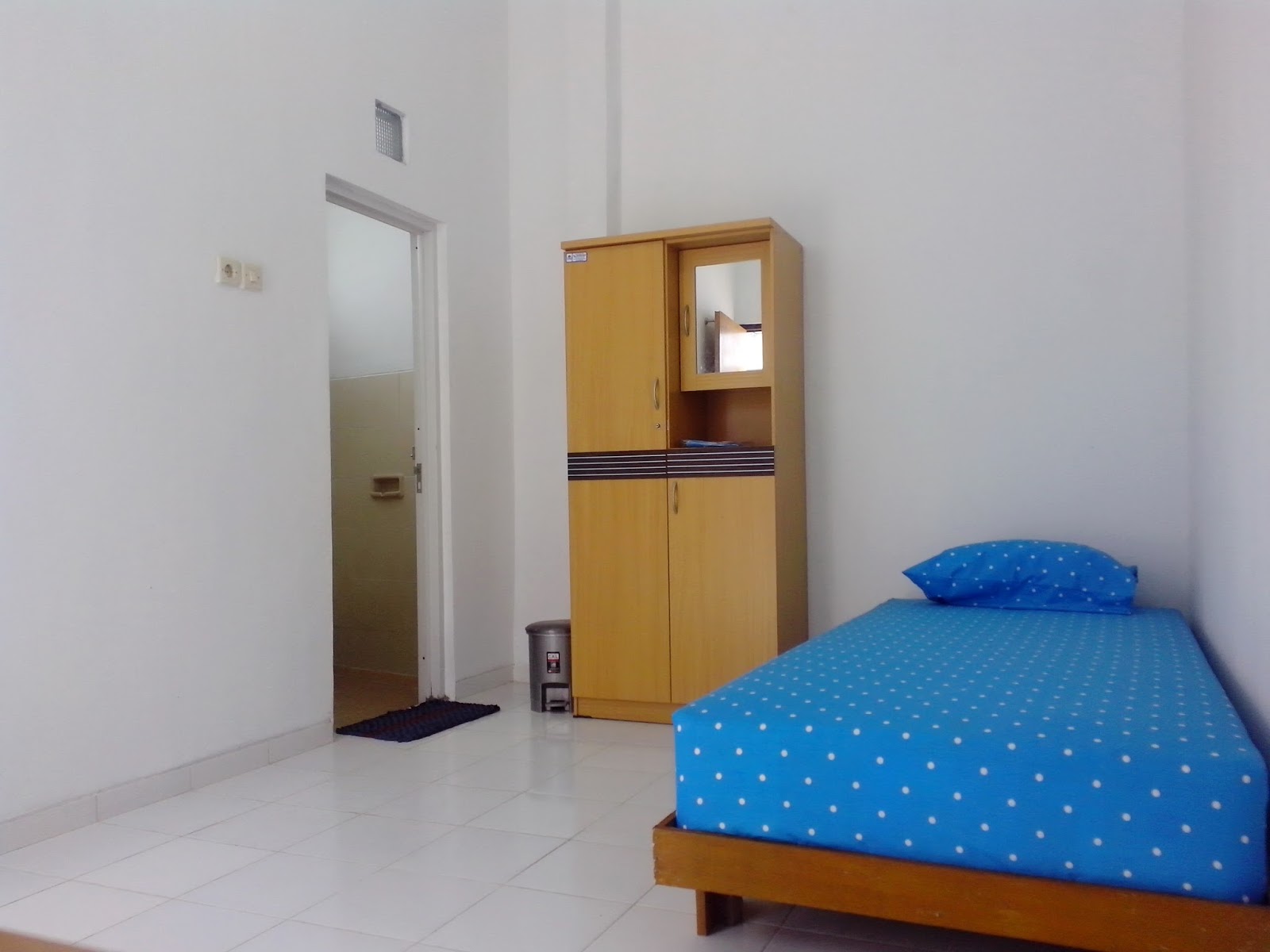 KOST PUTRI TEMBALANG UNDIP SEMARANG FASILITAS SUPER HARGA EKONOMIS...