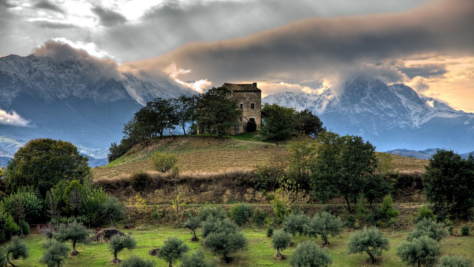 http://3.bp.blogspot.com/-dDdAIZUj-Ds/UB0Dnp68uGI/AAAAAAAACKM/MJ6f1ackdtk/s1600/nature_wallpaper_1080p_7-HD.jpg