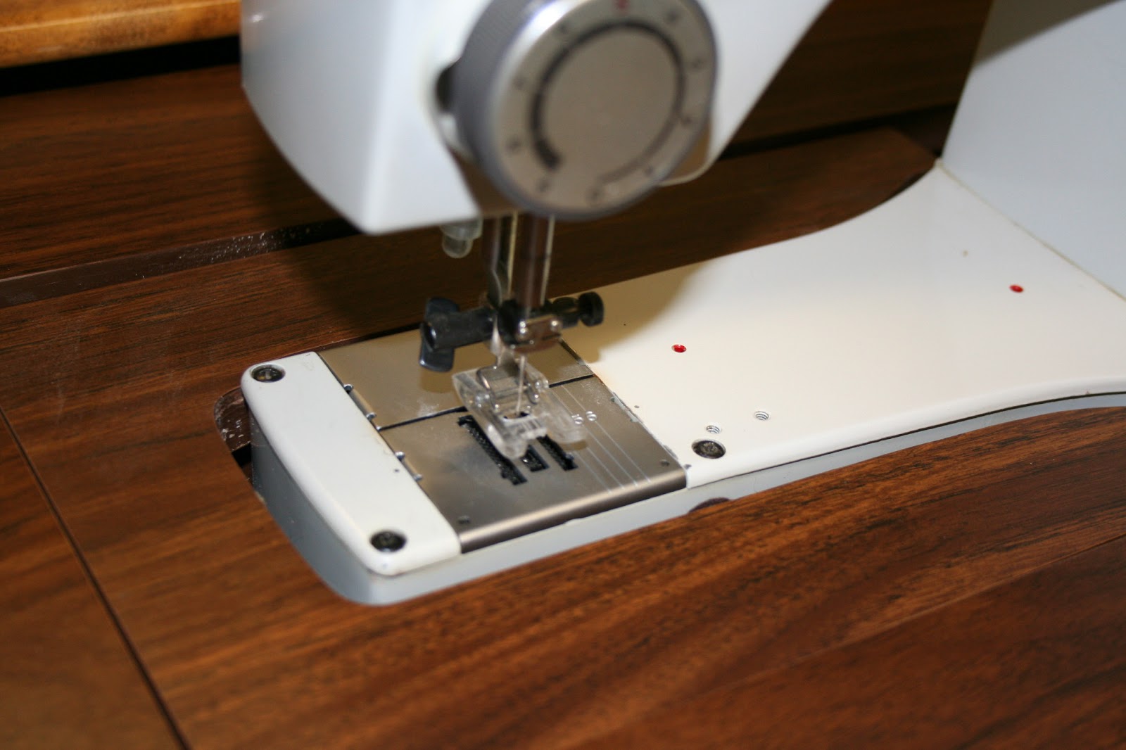 Tammy's Craft Emporium Elna SU 62C sewing machine meet Ella.