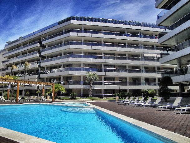 Ibiza - Swimming Pool