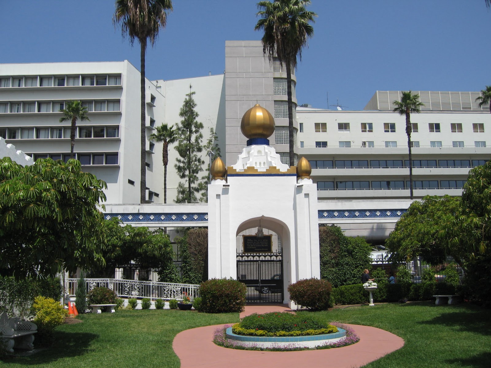 PART 1 MOMENTS WITH MY DIARY AT SRF HOLLYWOOD ASHRAM AND TEMPLE