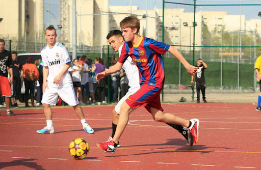 justin bieber playing soccer justin bieber playing soccer with ryan. justin bieber playing soccer