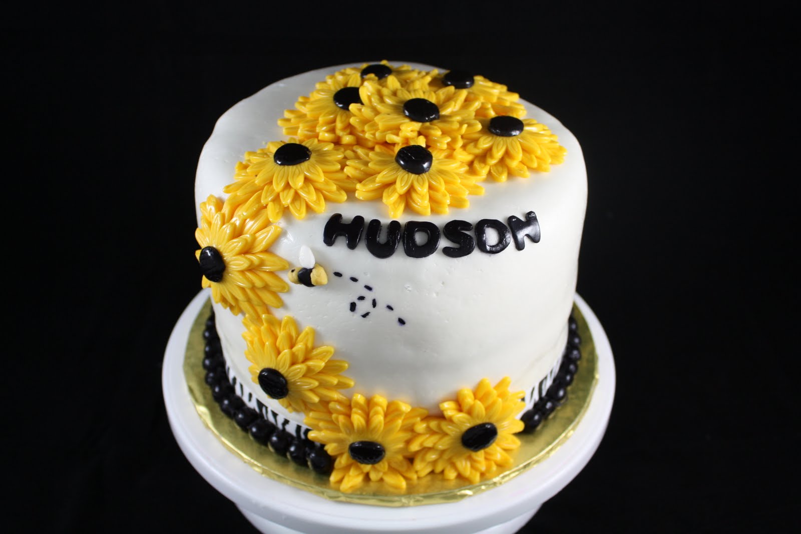Two Sweet Bakery Wildflower/Black eyed susan blessing way cake