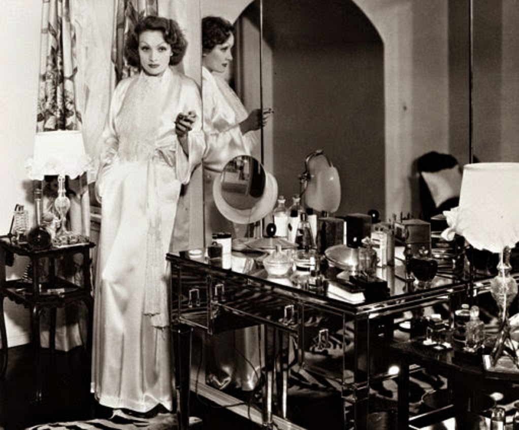 Marlene Dietrich at home. 1930s.