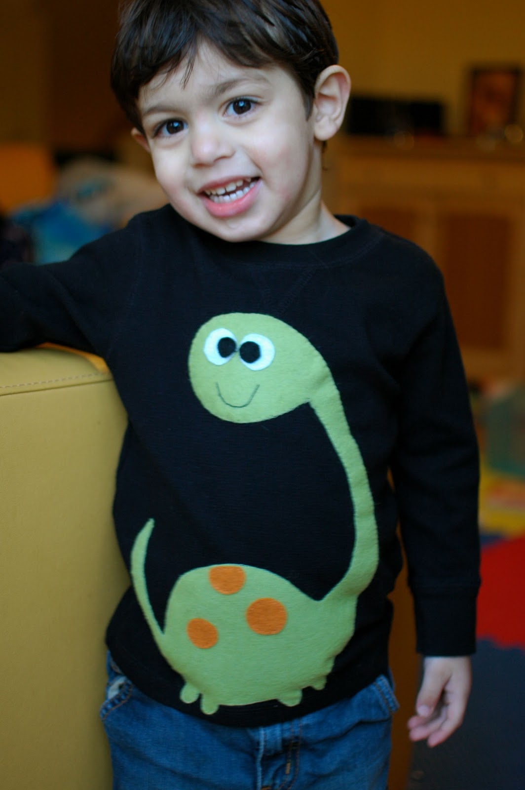TurtleCraftyGirl Dinosaur Tshirt Applique