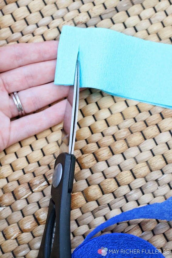 Crepe Paper Fringe Streamers {A Tutorial}