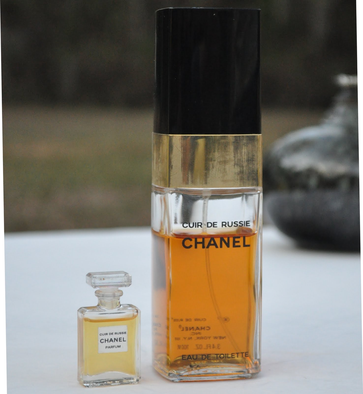 Chanel Perfume Photos: Vintage Cristalle and Cuir de Russie ~ The Smell