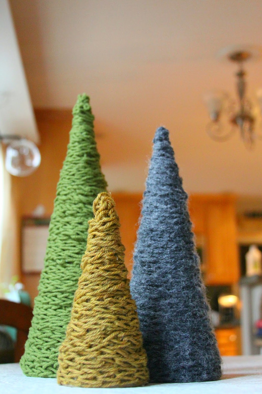 WhiMSy love DIY Finger Knitted Trees