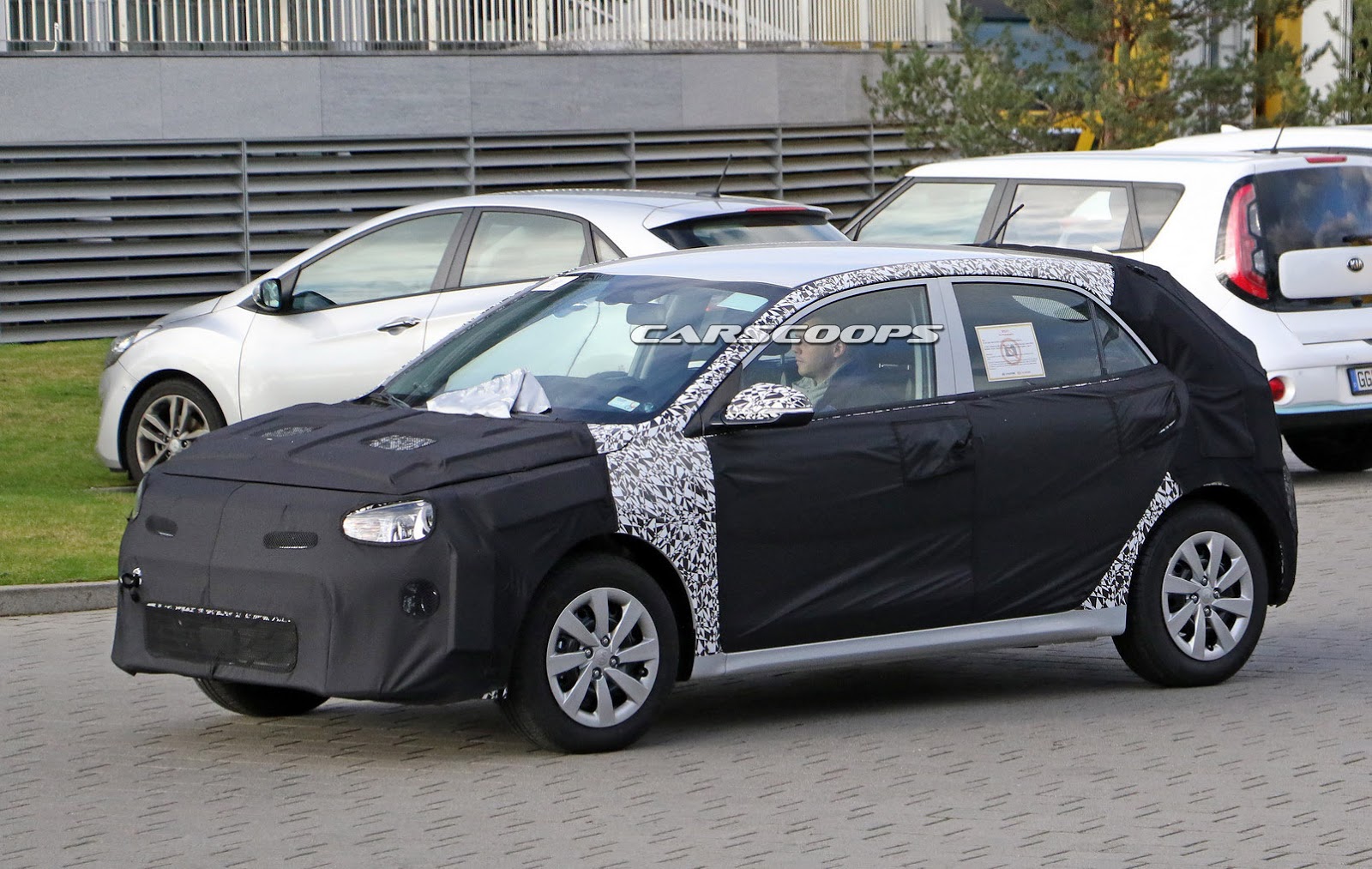http://3.bp.blogspot.com/-dNjS8kD-0yM/Vov2R5oqGQI/AAAAAAABR_c/USYj06JgjaU/s1600/New-Kia-Rio-7.jpg New-Kia-Rio-7