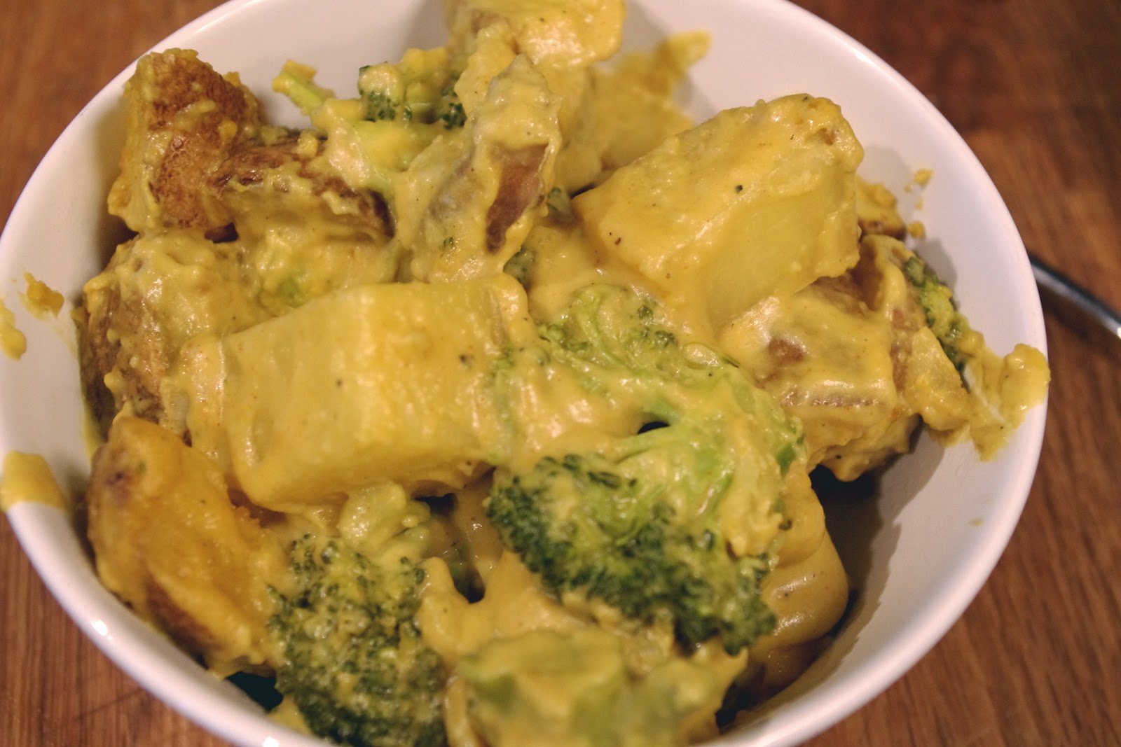Bite me, I'm vegan "Cheesy" Potatoes and Broccoli