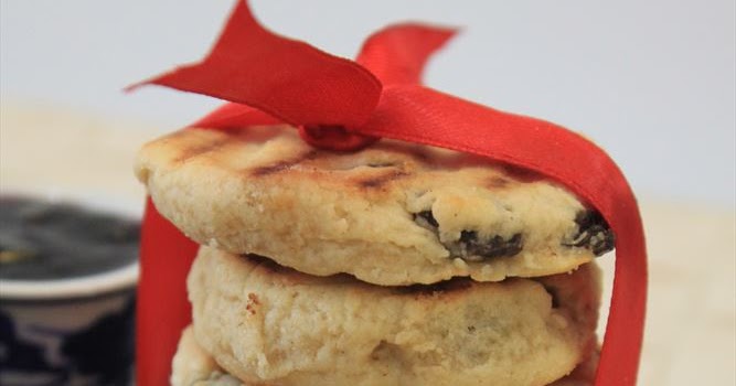 GoodyFoodies: Recipe: Delia Smith's Homemade Welsh Cakes